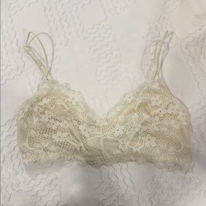Honeydew Intimates Cream Lace Bralette